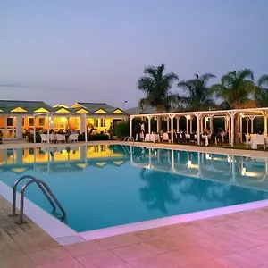 Отель Hotel Villa Fanusa, Фануза